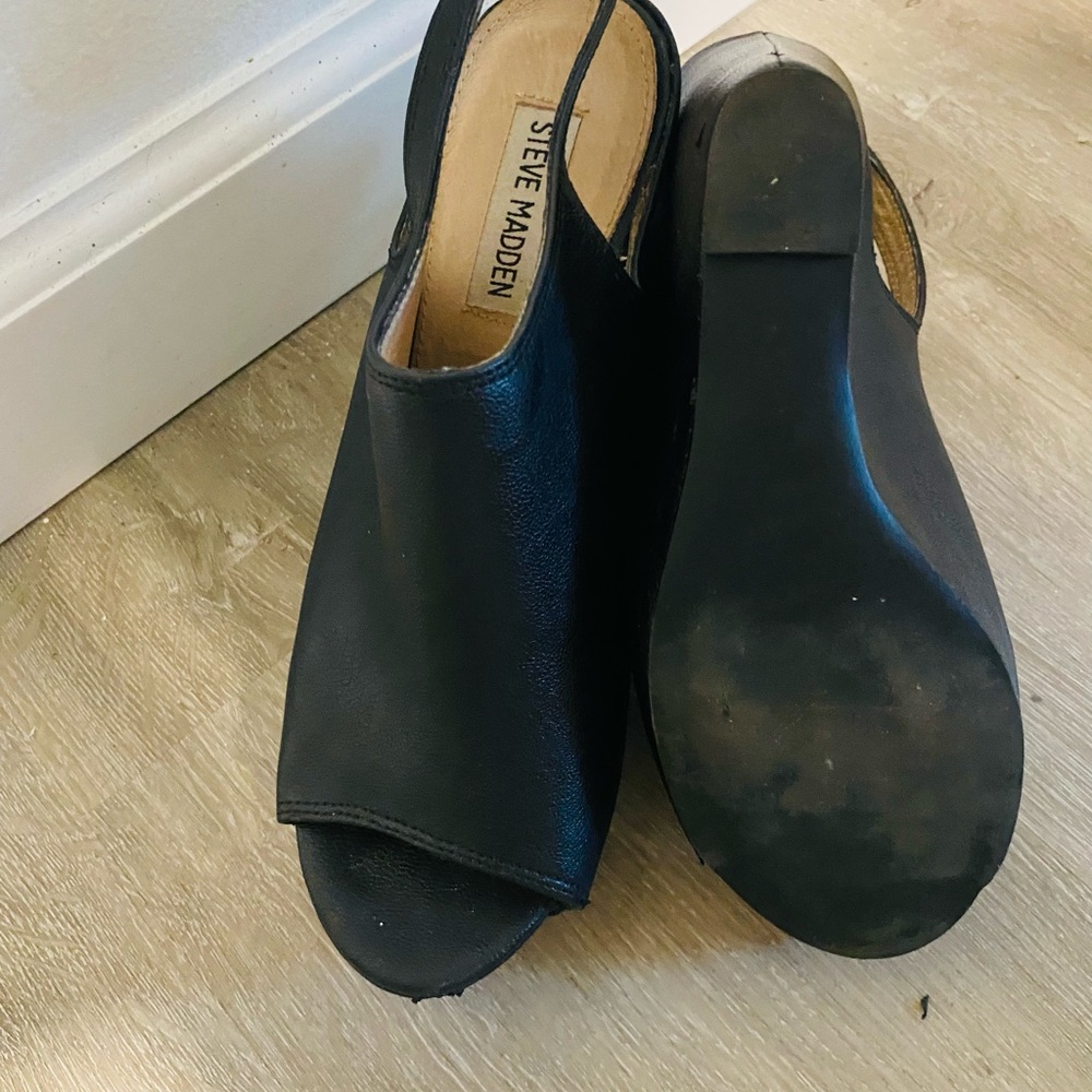 Steve Madden sandals